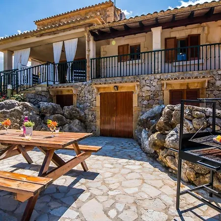 Ideal Mallorca - La Caseta Pollenca